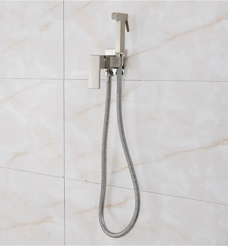 Brass Bidet Faucet Single Cold Water Tap Handheld Bidet Spray Shower Set Toilet Shattaf Sprayer Douche Hygienic Shower Black